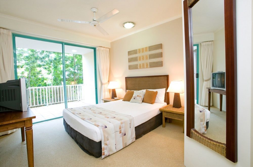 Coral Sands Beachfront Resort Trinity Beach Exterior foto